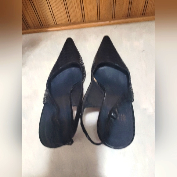 Heels - Picture 6 of 6